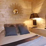 Les Aquarelle Dağ evi