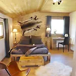 Les Aquarelle Dağ evi *
